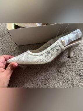 Elegant Ivory Lace Slingback Heels